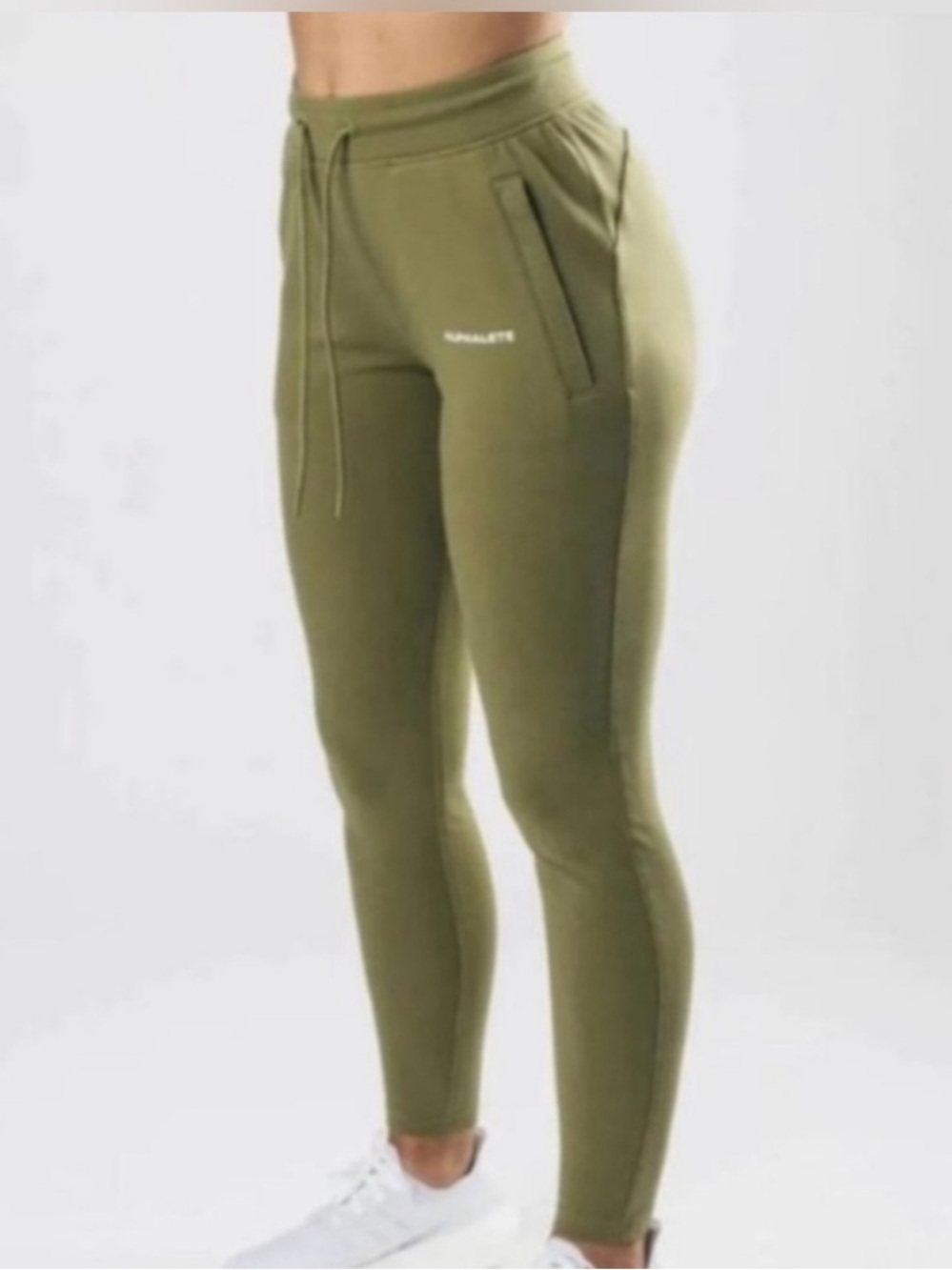 Alphalete Essential Core Jogger Light Olive